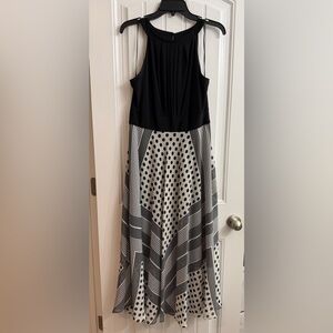 Studio One Black and White Halter Scarf Dress - 10